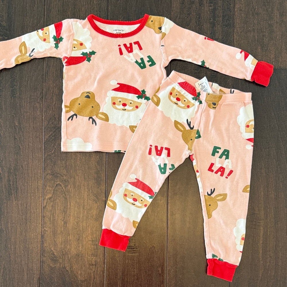 Carter's Girls Festive Christmas Santa and Reindeer Pajama Set!